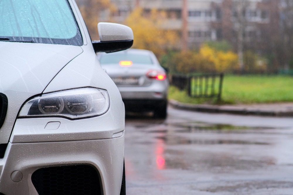 Можно ли двигаться задним ходом по односторонней дороге?