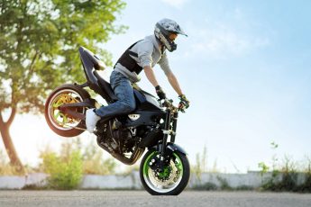 Нужно ли получать права на питбайк, и где на нем можно ездить