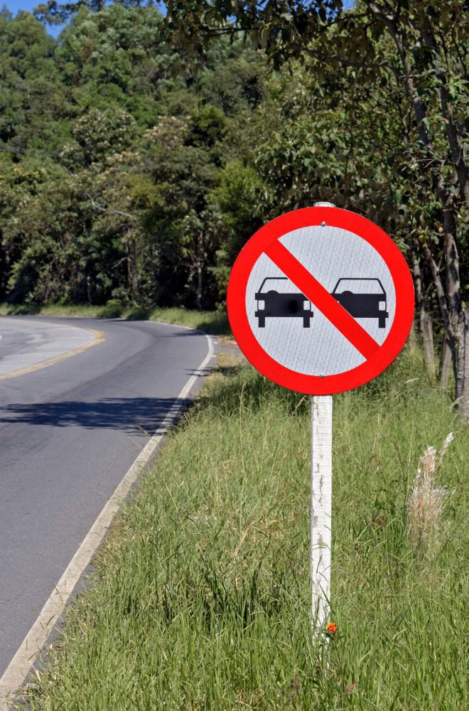 Зона действия знака обгон запрещен 7 Зона действия знака обгон запрещен