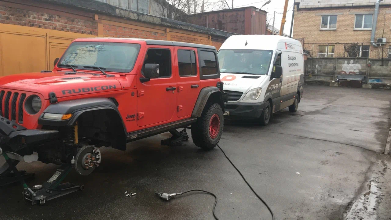 Круглосуточный шиномонтаж: экстренная помощь на дороге 3 Круглосуточный шиномонтаж